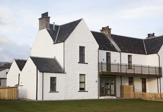 Ardbeg Seaview cottage exterior
