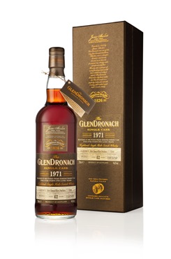 GD Batch 8 1971 cask 1246 infront LR